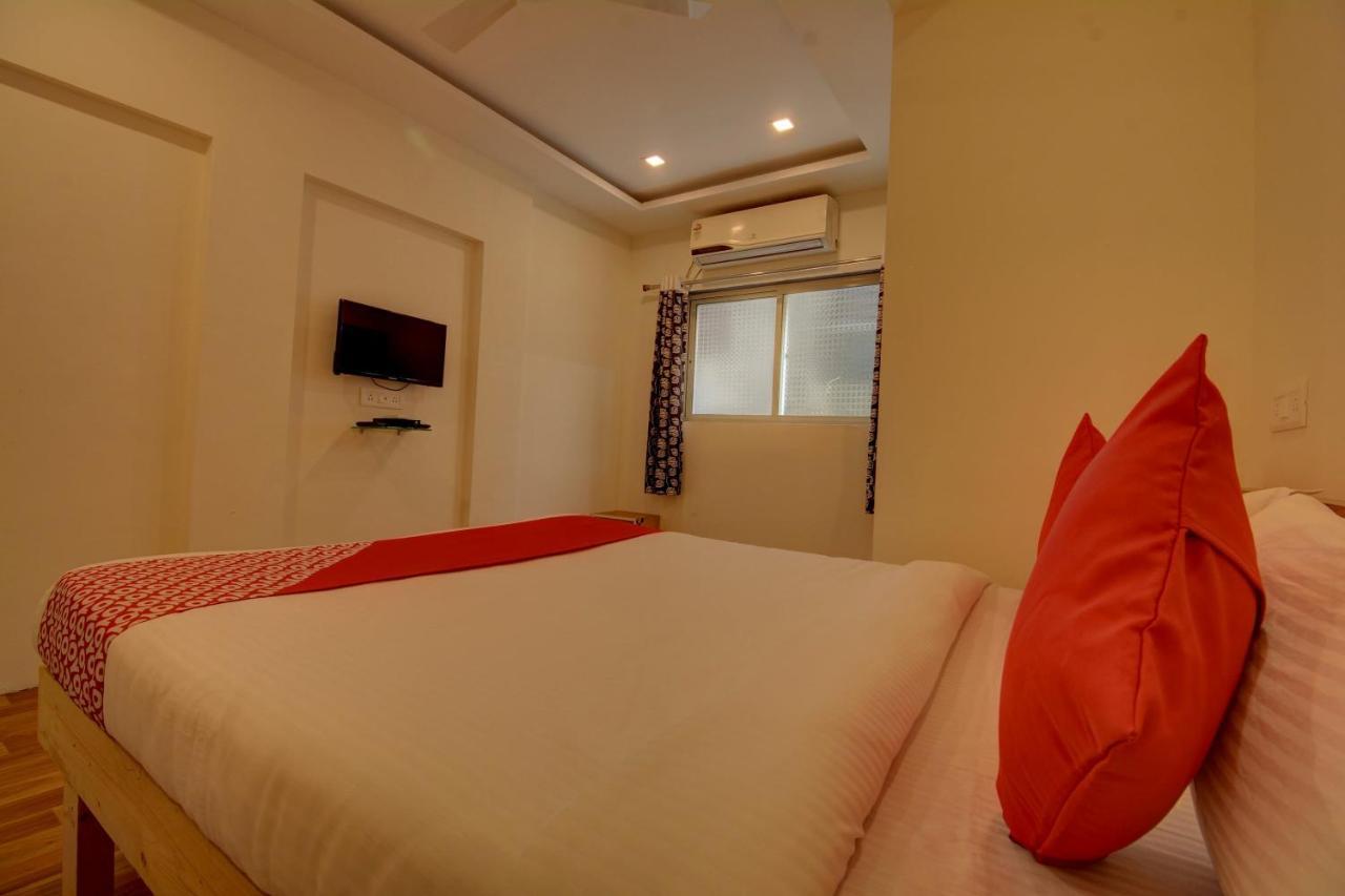 Oyo Flagship 47178 Pakko Inn Pune Exterior foto
